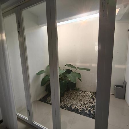 Villa Royal Arois Syariah Dekat Jatim Park 3 Tlekung Ngoại thất bức ảnh