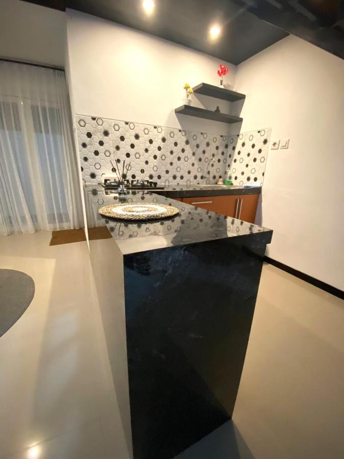 Villa Royal Arois Syariah Dekat Jatim Park 3 Tlekung Ngoại thất bức ảnh