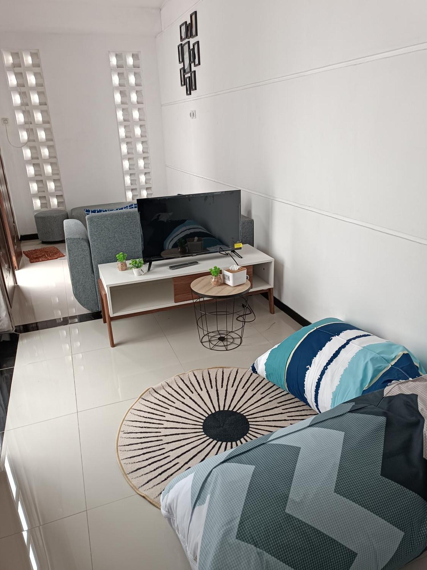 Villa Royal Arois Syariah Dekat Jatim Park 3 Tlekung Ngoại thất bức ảnh